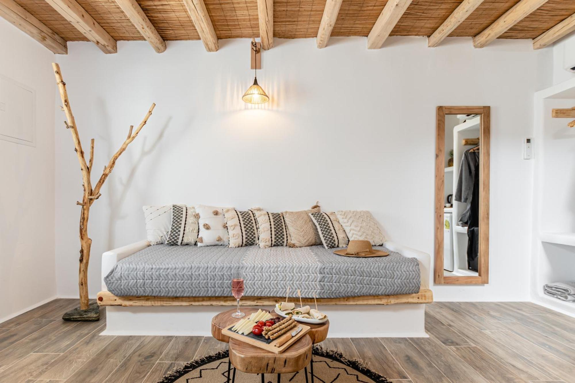 Naxos Finest Hotel & Villas Naxos City 객실 사진